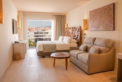 Kitesurf camp habitación hotel tarifa